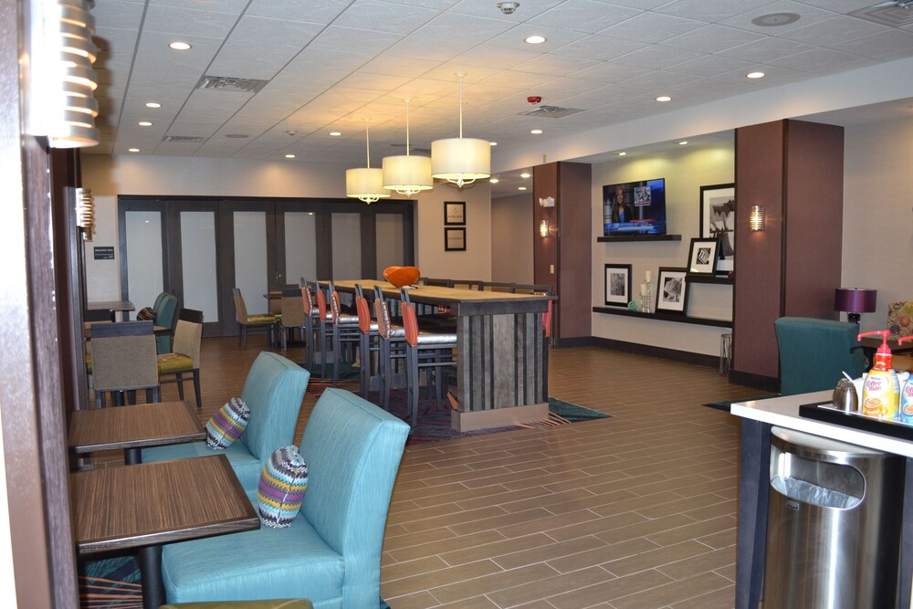Quality Inn Pratt - photo 33