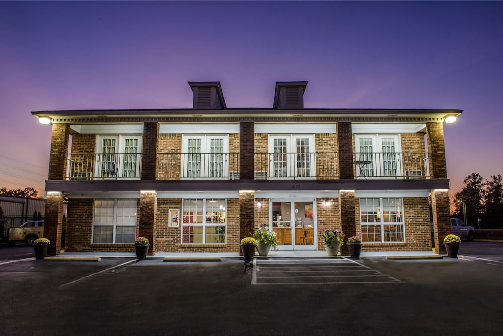 Richland Inn Lawrenceburg - photo 41