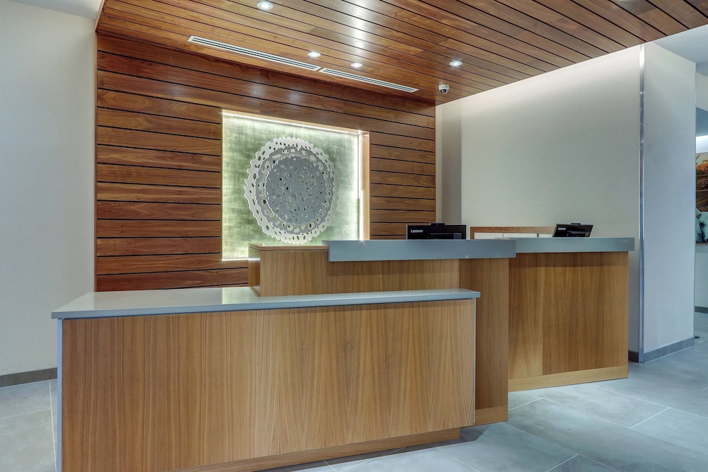 Fairfield Inn & Suites by Marriott Asheville Weaverville - photo 2