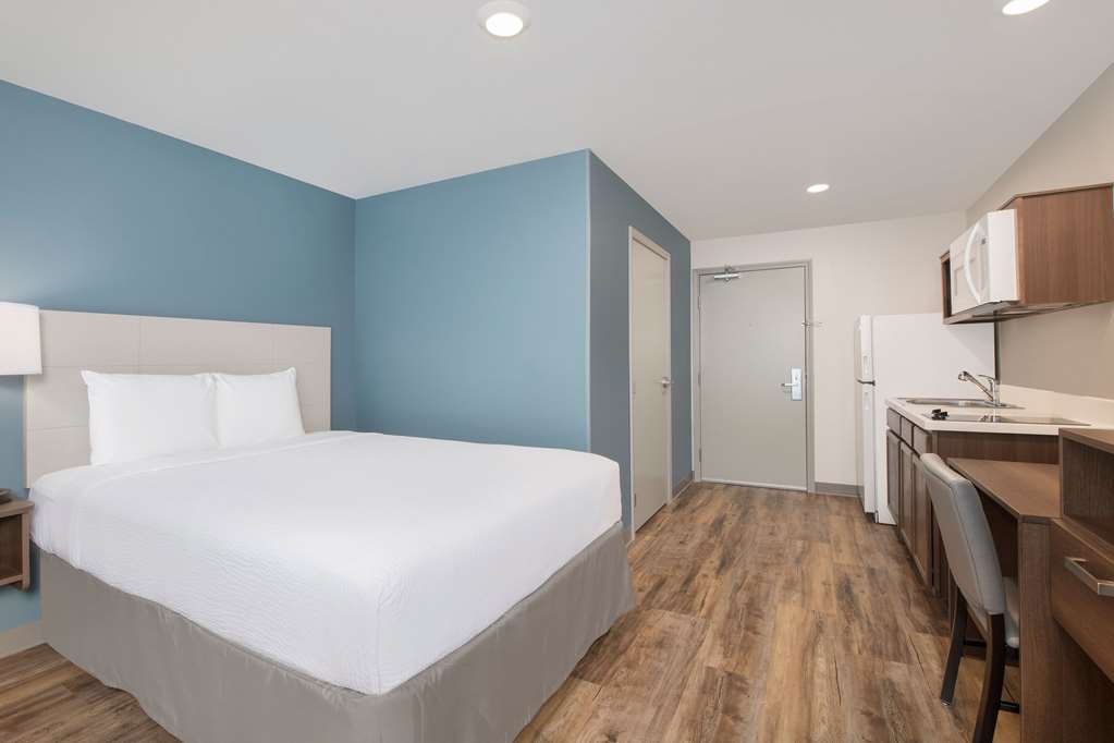 WoodSpring Suites Savannah Pooler - photo 8