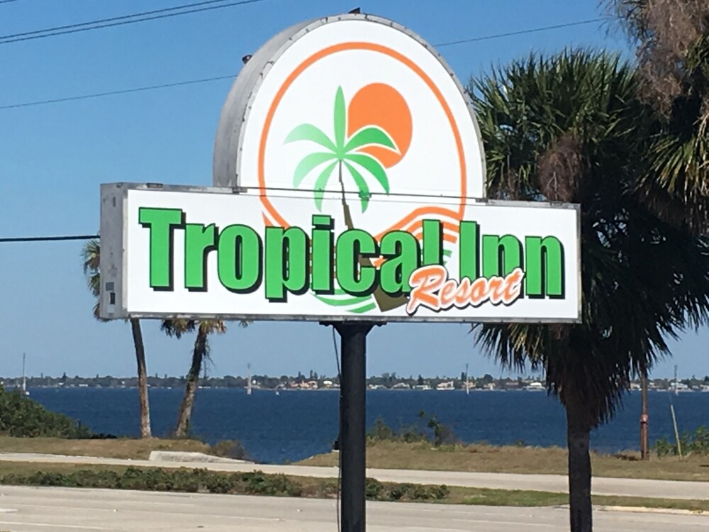 Tropical Inn Resort - photo 17