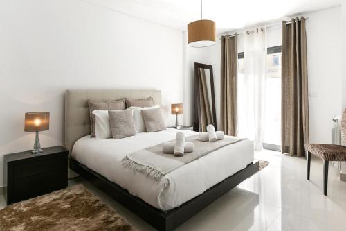 Caminho da Praia — 4-Star Luxury Hotel in Ferrel, Portugal