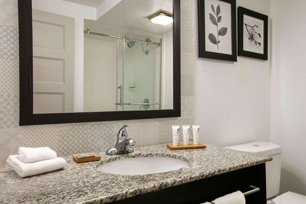 Country Inn & Suites by Radisson Roanoke Rapids NC - photo 13
