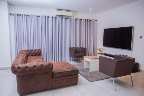 The Signature Luxury 2 Bedrooms Apartment — 4-Star Luxury Hotel in Accra, Ghana