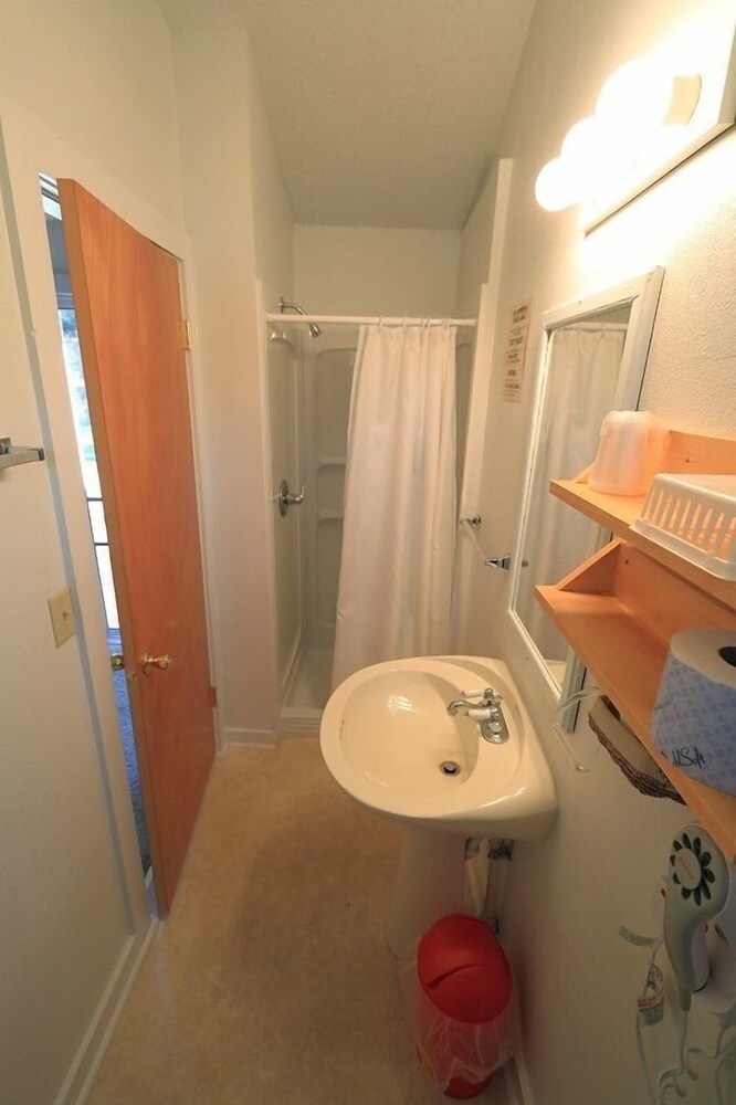 Black Elk Resort Cottages and RV Park - photo 41