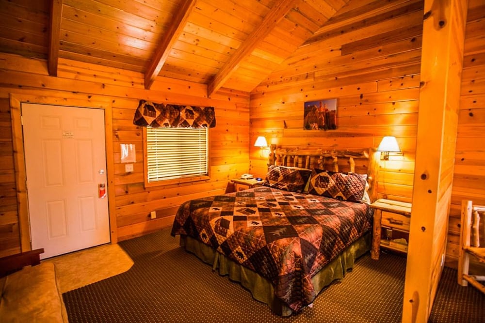 Bryce Country Cabins - photo 10
