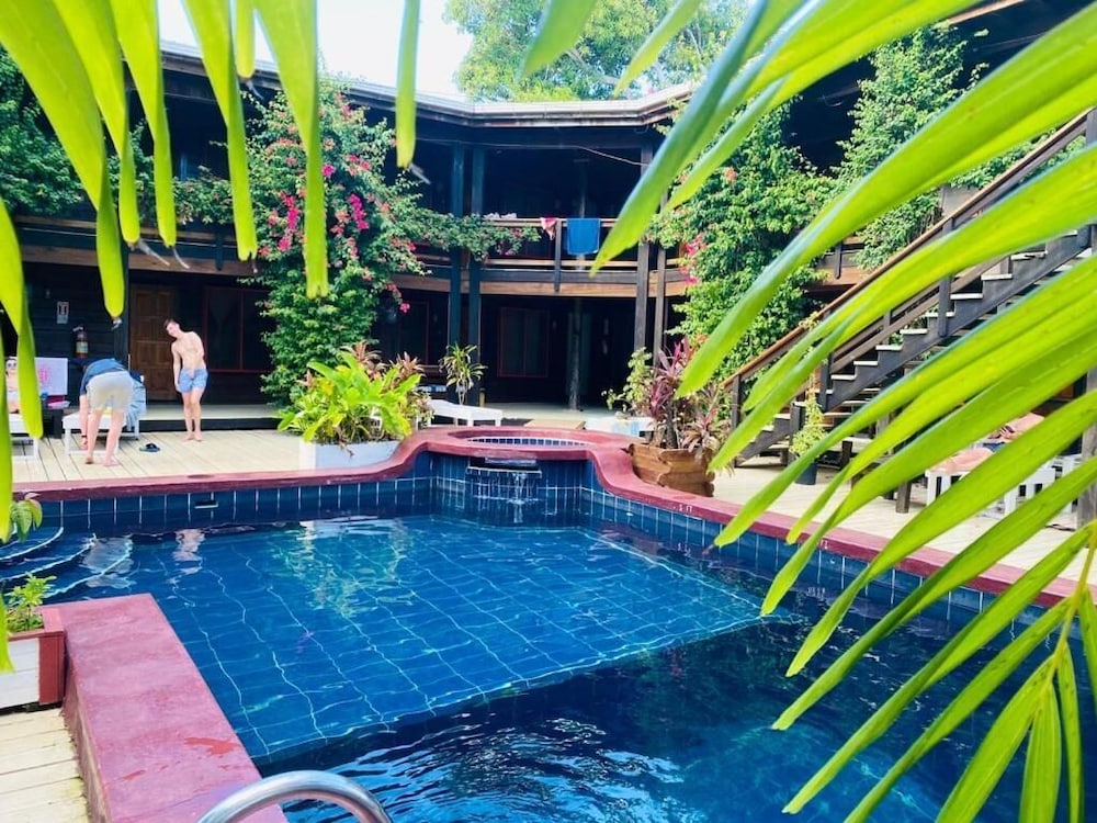 Mango Inn Resort in Unknown City, Honduras