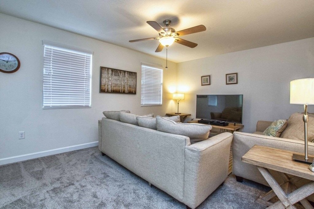 Champions Gate 5 Bedrooms House w pool 4912CG — 4-Star Luxury Hotel in Davenport, United States