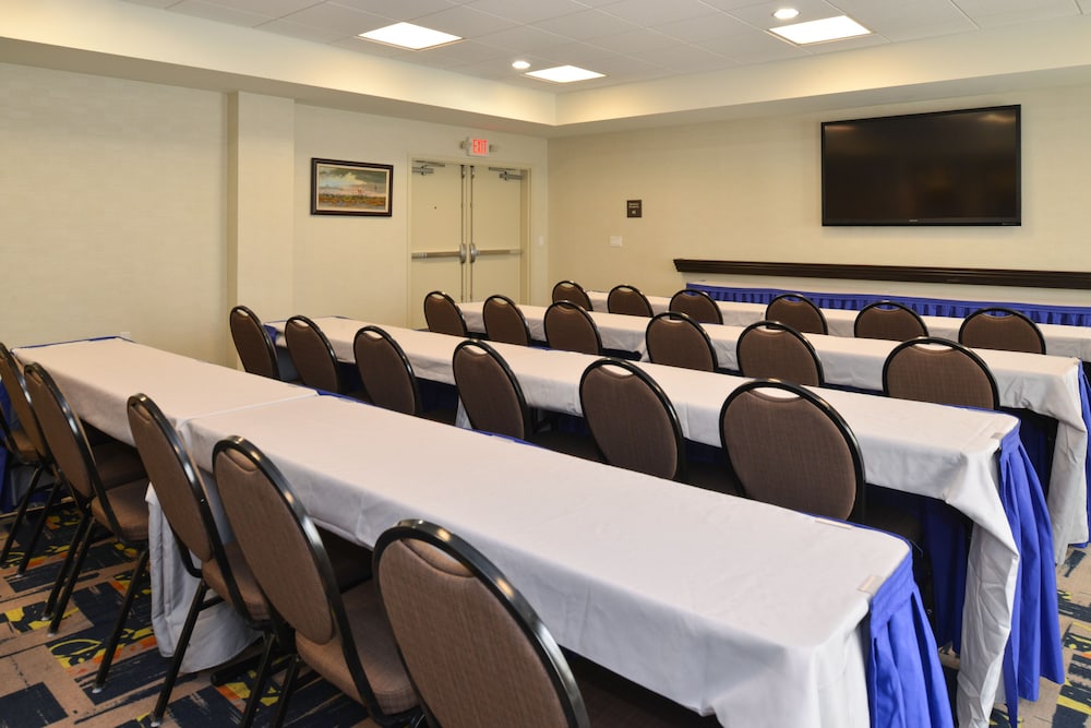 Hampton Inn & Suites Ocala - photo 44