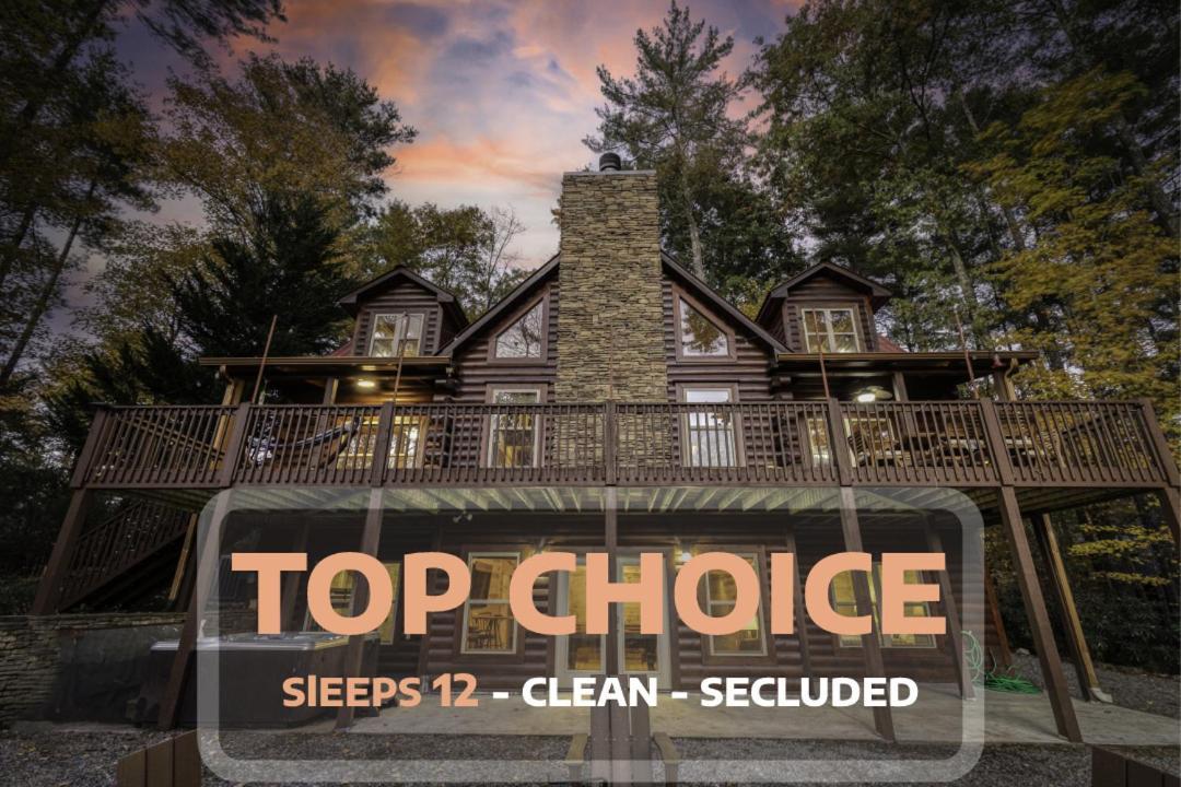 5BR Modern Mountain Top Retreat Jacuzzi & Firepit Million Dollar View Gigabit Internet in Epworth, United States