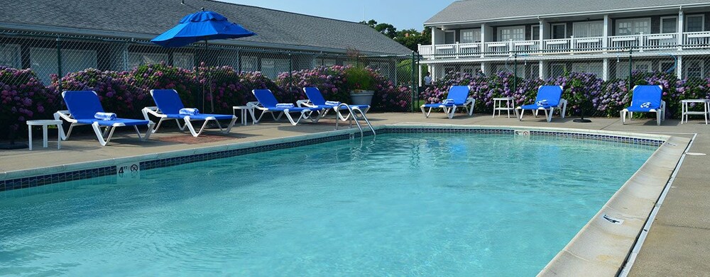 The Beachside At Nantucket - photo 2