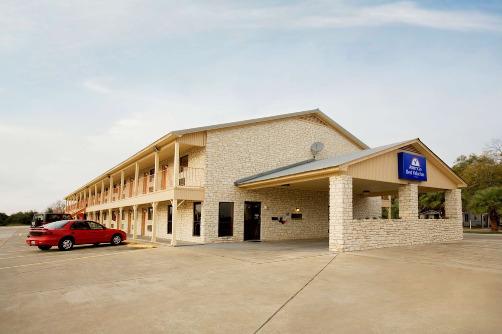 Americas Best Value Inn Edna - photo 29