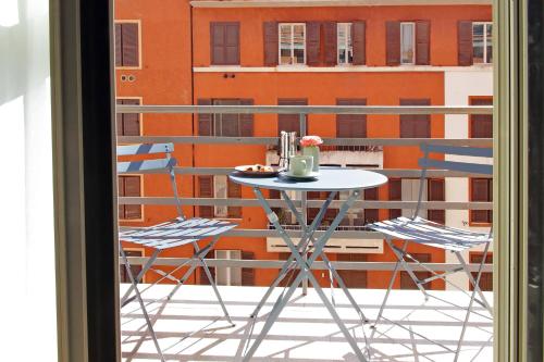 YCH Eleganza e confort vicino metro re di Roma — 4-Star Luxury Hotel in Rome, Italy