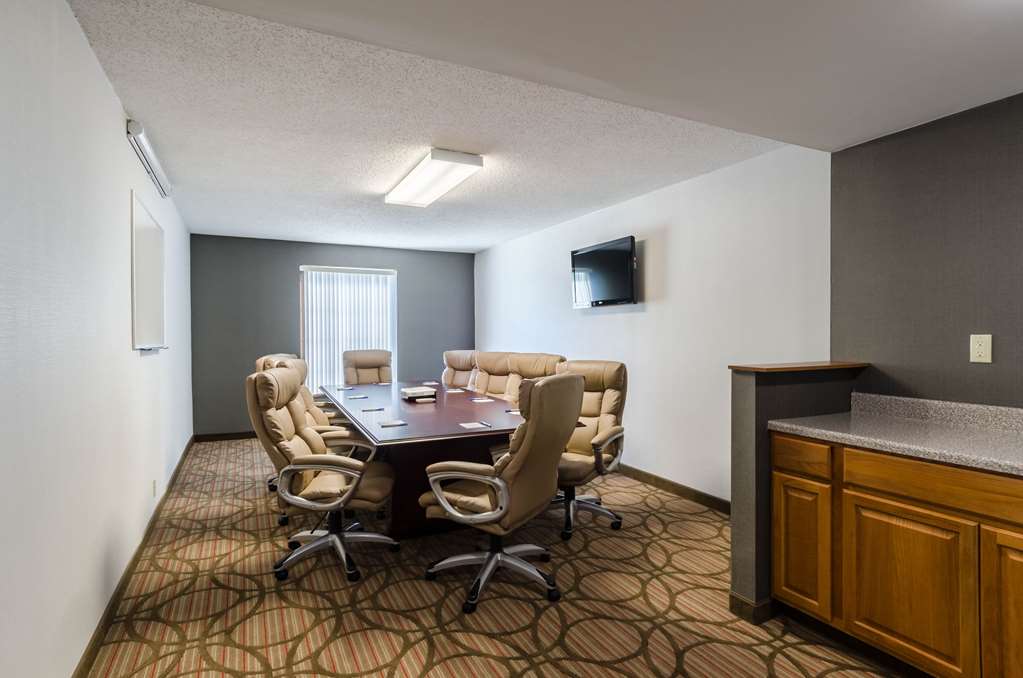 Comfort Inn Randolph Boston - photo 39