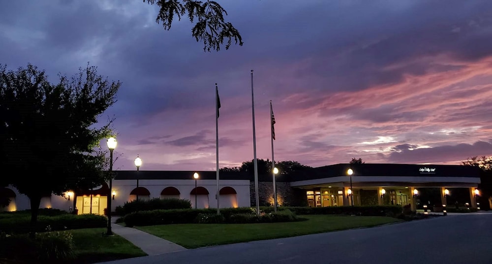 SureStay Plus Hotel by Best Western Lehigh Valley - featured photo