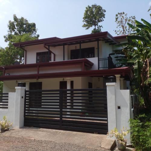 Villa in Yakkala Gampaha — 4-Star Luxury Hotel in Gampaha, Sri Lanka