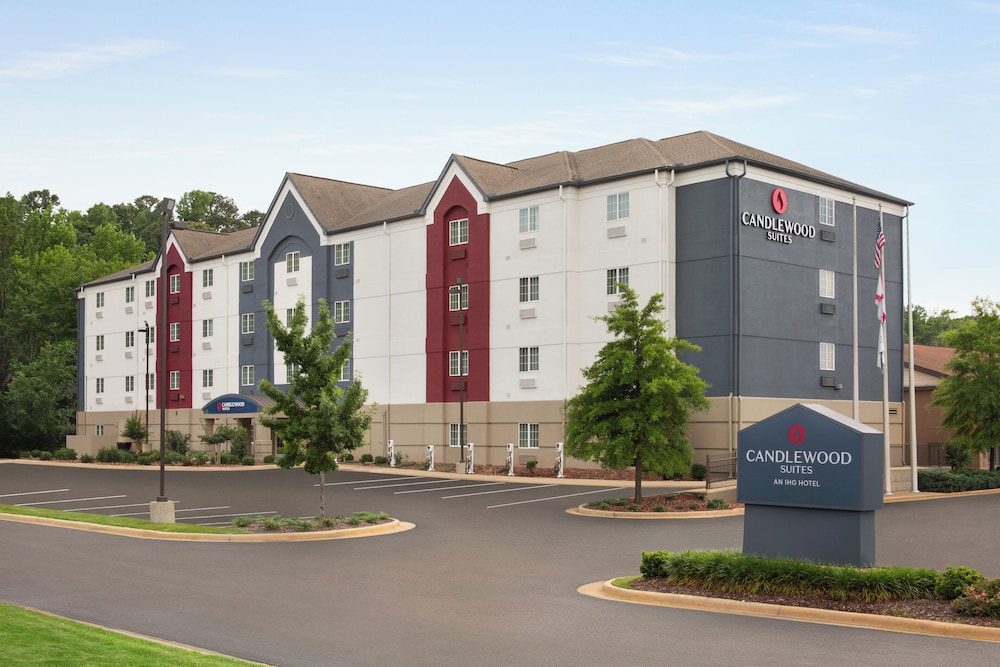Candlewood Suites Tuscaloosa by IHG - photo 85
