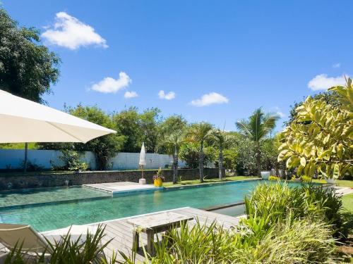 Domaine Putu Bali Havre de paix & Piscine Lagon in Petit Raffray, Mauritius