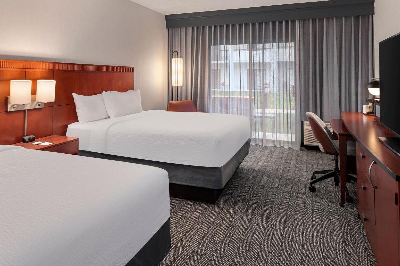 Courtyard Chicago Waukegan Gurnee - photo 107