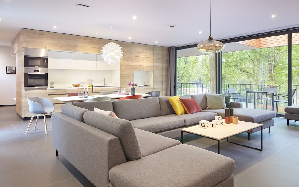 Glück in Sicht — 4-Star Luxury Hotel in Gluecksburg, Germany