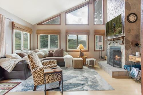 Stunning Views of Beaver Creek and 13min to Vail in Avon, United States