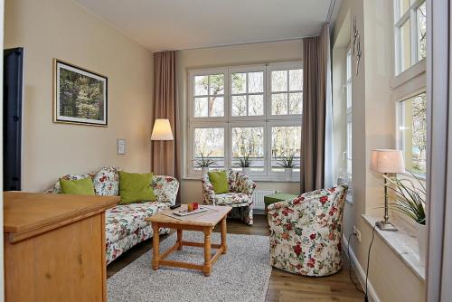 La Mer Wohnung 04 — 4-Star Luxury Hotel in Ostseebad Kuehlungsborn, Germany