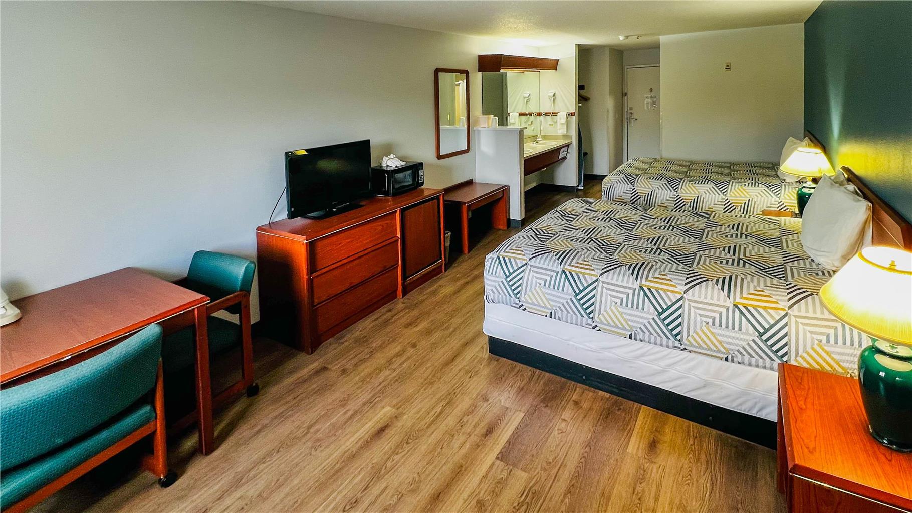 Studio 6 Suites Portland OR I 5 OHSU - photo 14