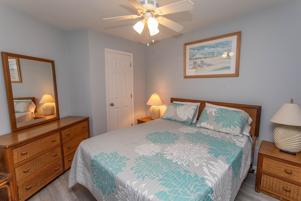 Royal Garden Resort 705 2 Bedroom Condo by RedAwning - photo 6