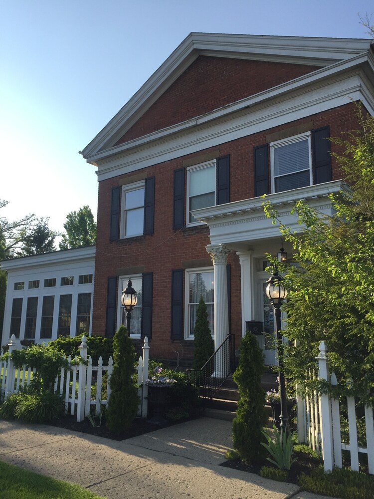 The Mount Vernon Inn - photo 40