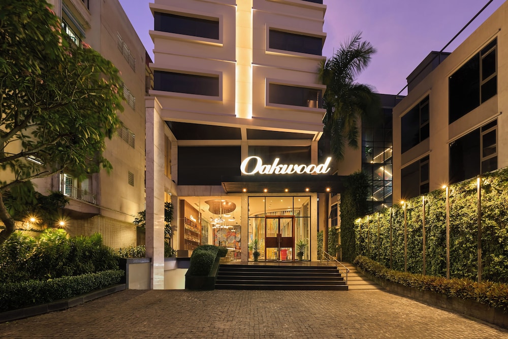Oakwood Hotel & Apartments Saigon — 4-Star Luxury Hotel in Ho Chi Minh City, Vietnam