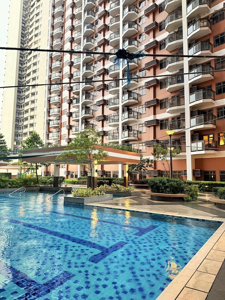 The Radiance Manila Bay — 4-Star Luxury Hotel in Manila, Philippines