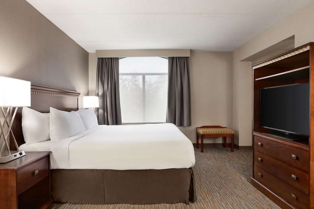 Wingate by Wyndham Bridgeport Clarksburg - photo 32