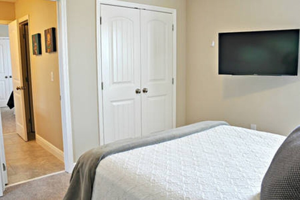 Imagine You and Your Family Renting This 5 Star Villa on Solterra Resort Orlando Villa 2696 - photo 5
