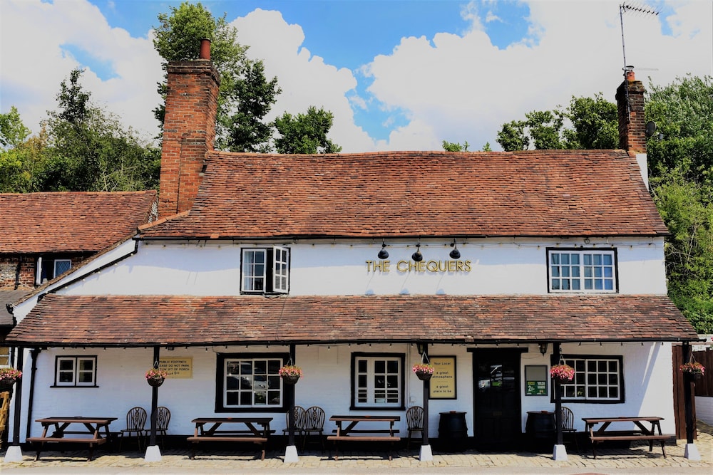 The Chequers Inn — hotel in Amersham