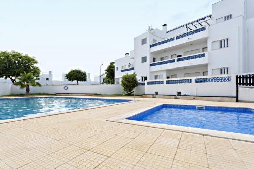 Lavender Apartment — 4-Star Luxury Hotel in Santa Luzia, Portugal