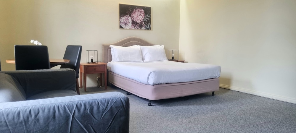 Hotel Cavalier — hotel in Wantirna South