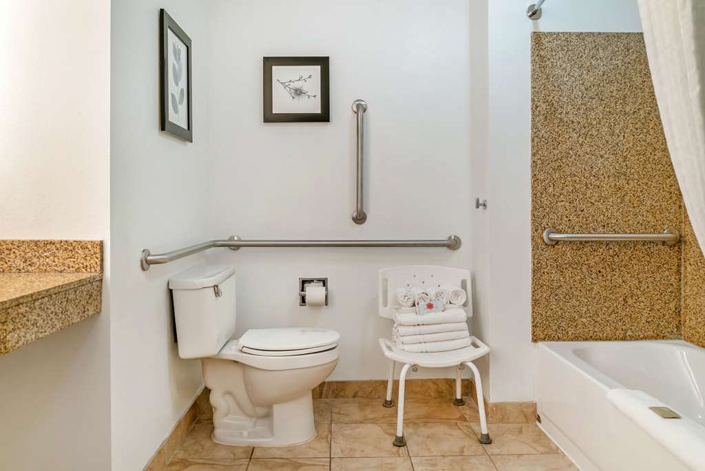 Country Inn & Suites by Radisson Rossford Toledo South - photo 17