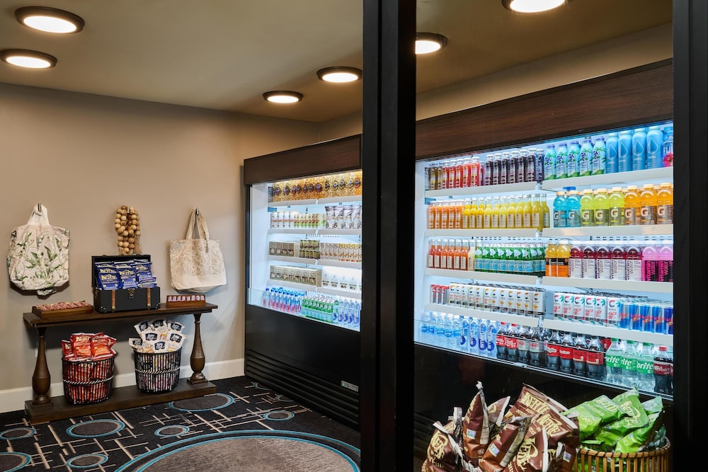 Juniper Hotel Cupertino Curio Collection by Hilton - photo 29