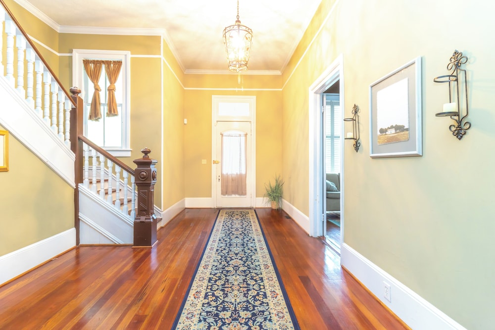 Goldfinch Mansion Historic Luxury on the Park - photo 2