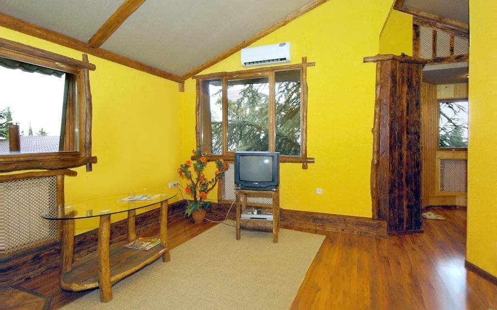 Lesnoj Mini Hotel in Alushta, Ukraine