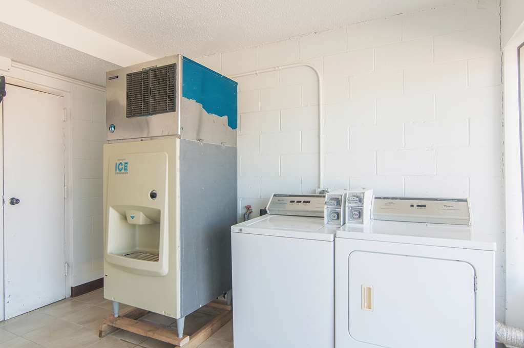 Motel 6 Liberal KS - photo 29