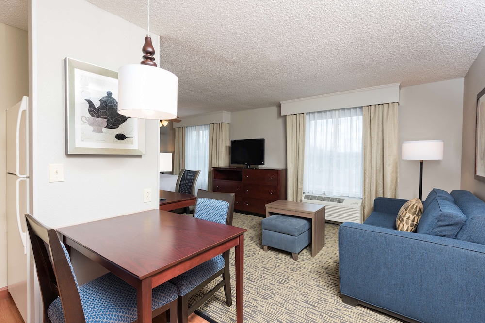 Homewood Suites by Hilton Bloomington - photo 27