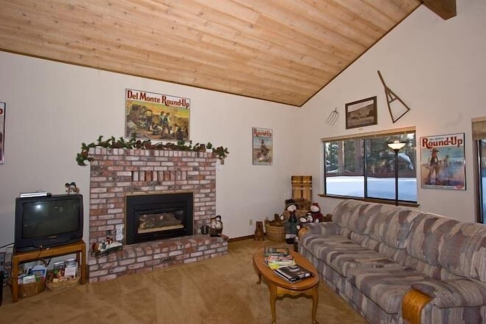 2485 Tepee Ct. - photo 9