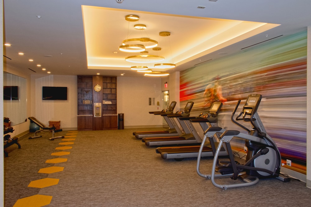 The Del Monte Lodge Renaissance Rochester Hotel & Spa - photo 33