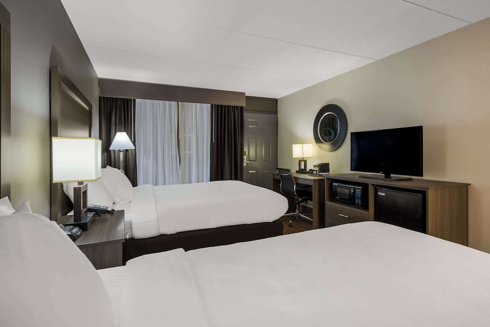 Quality Inn Asheville Airport - photo 19