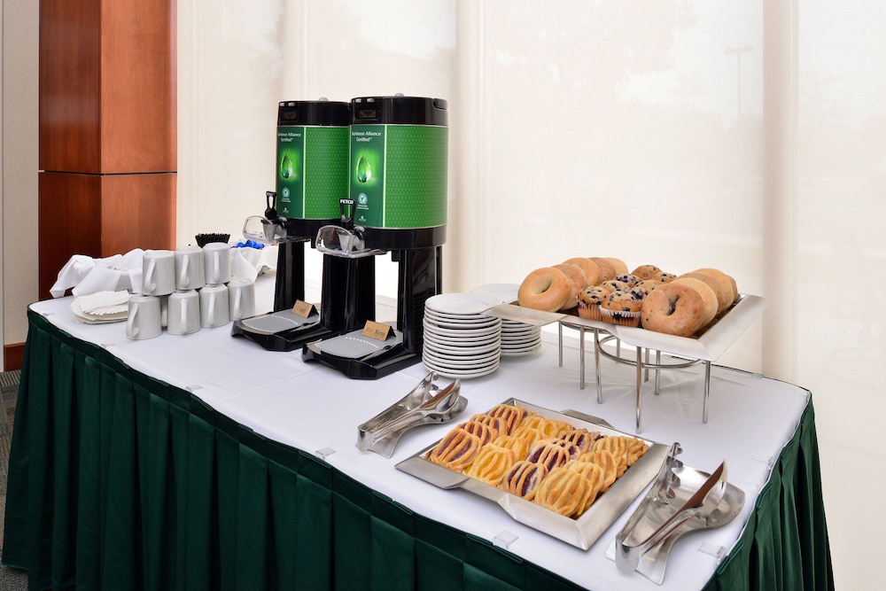 Holiday Inn Madison at The American Center by IHG - photo 41