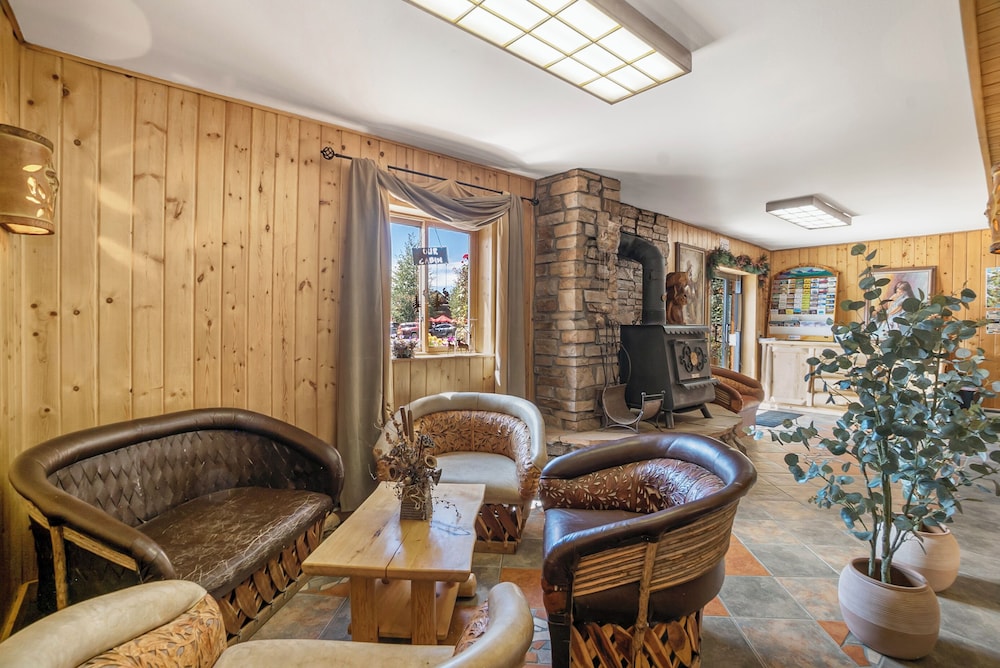 Spirit Lake Lodge - photo 4