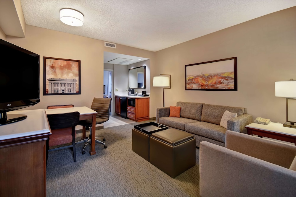 Embassy Suites Little Rock - photo 44