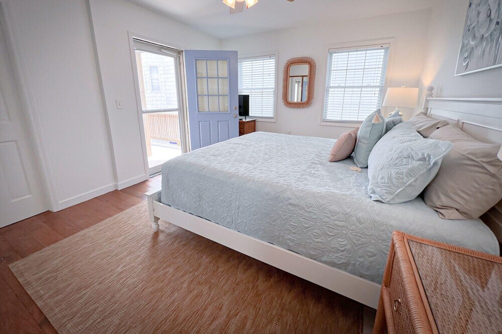 Lands End Retreat by Sea Scape Properties - photo 3