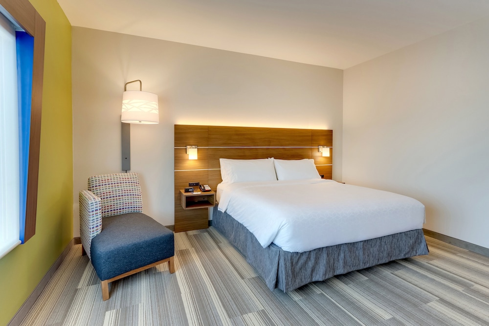 Holiday Inn Express Wilmington Porters Neck - photo 13